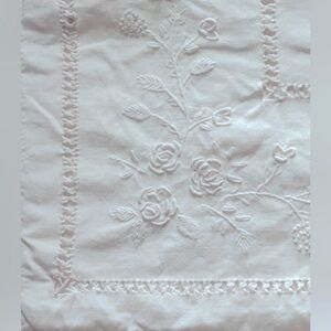 April Cornell 18” sq embroidered throw pillow cover